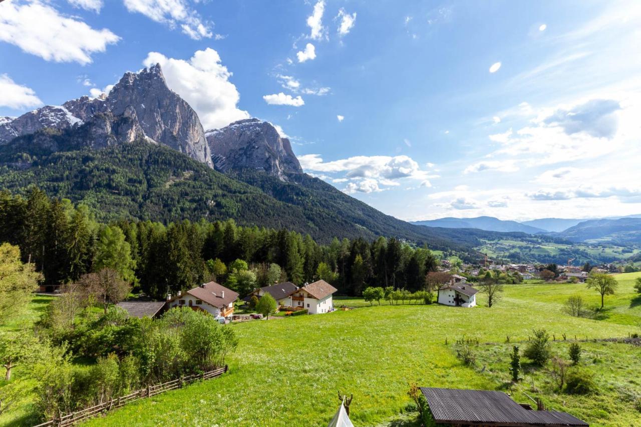 Haus Lohengrin Ferienwohnung 1 Siusi Luaran gambar
